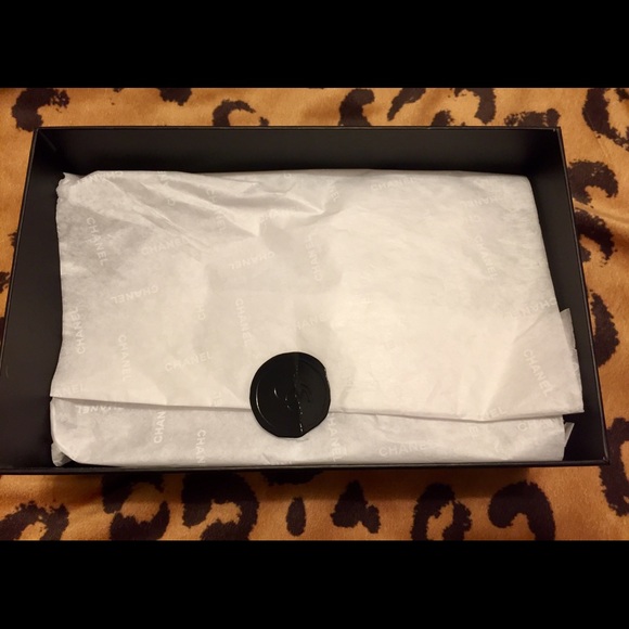 Chanel box set - Picture 8 of 11